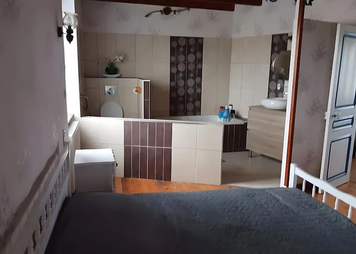 Maison En Bord De Casa de Férias *